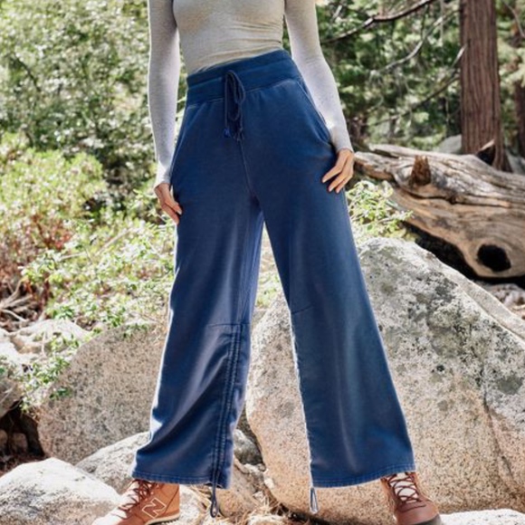 Free People Pants - Free People in a cinch yoga sweatpants size XS